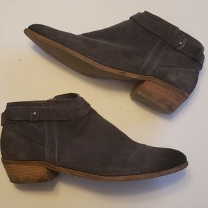 DOLCE VITA Gray Suede Leather Ankle Booties, Size 10